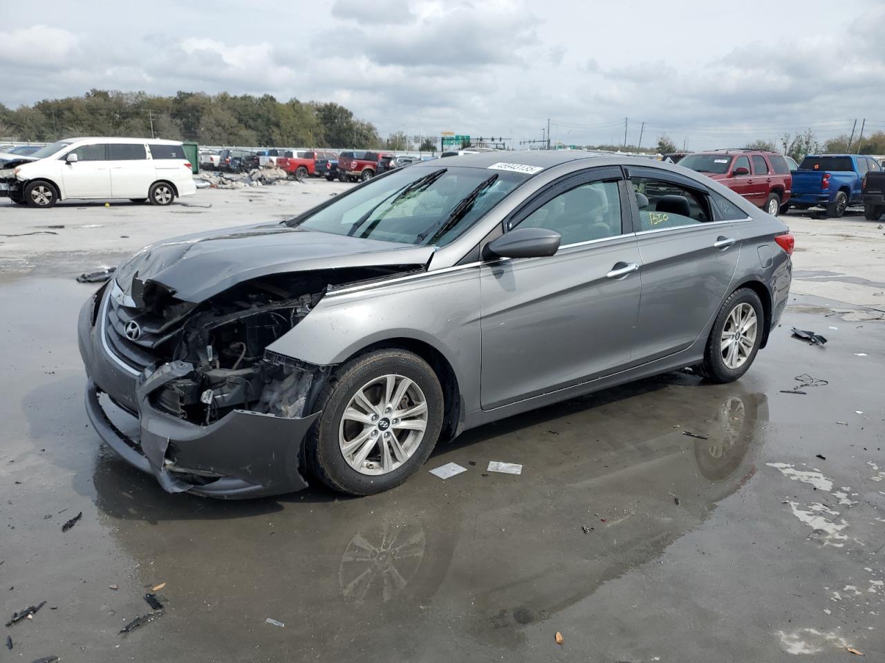 2013 HYUNDAI SONATA GLS