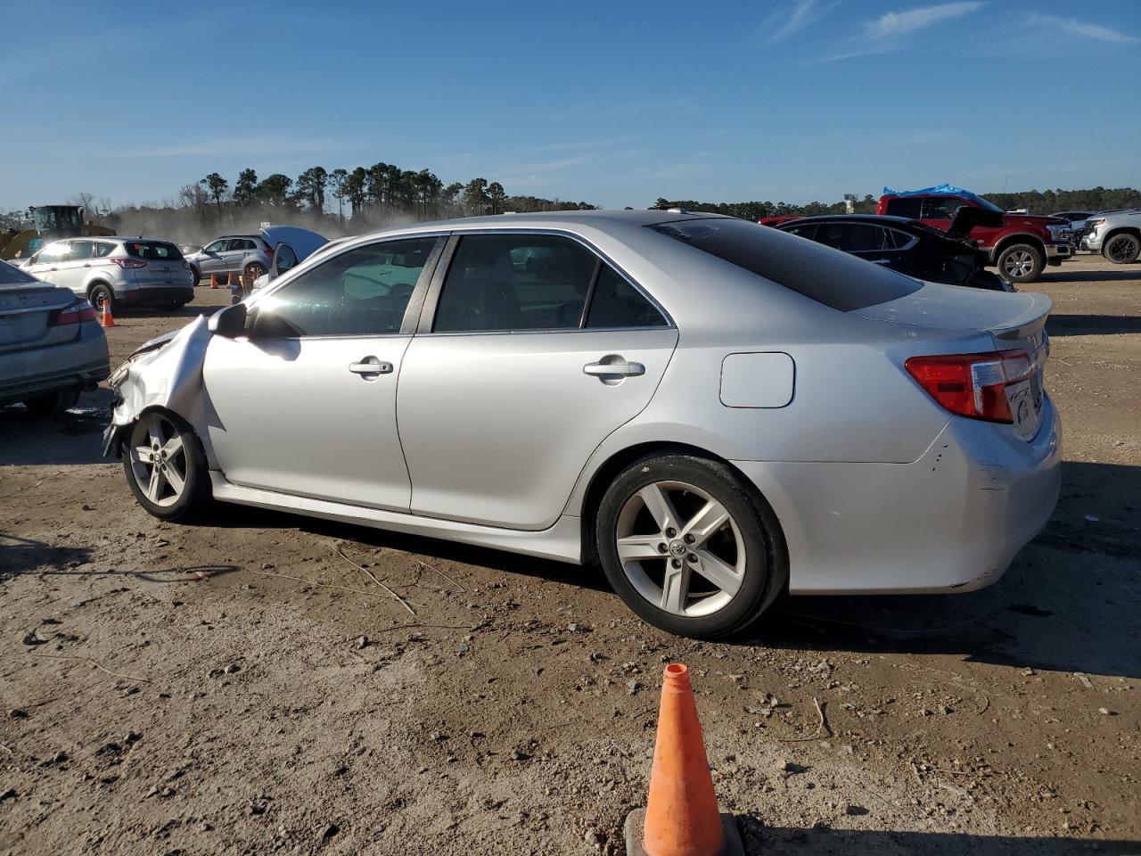 2012 TOYOTA CAMRY BASE - Image 2
