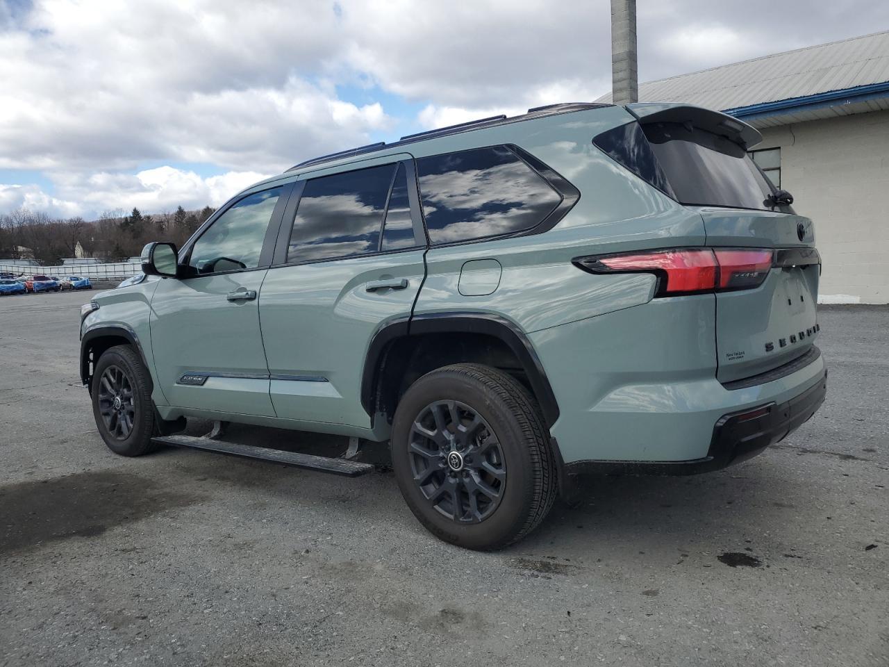 2024 TOYOTA SEQUOIA SR - Image 2