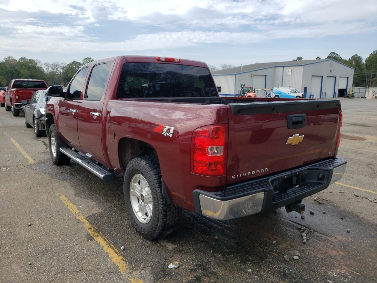 2013 CHEVROLET SILVERADO - Фото 2