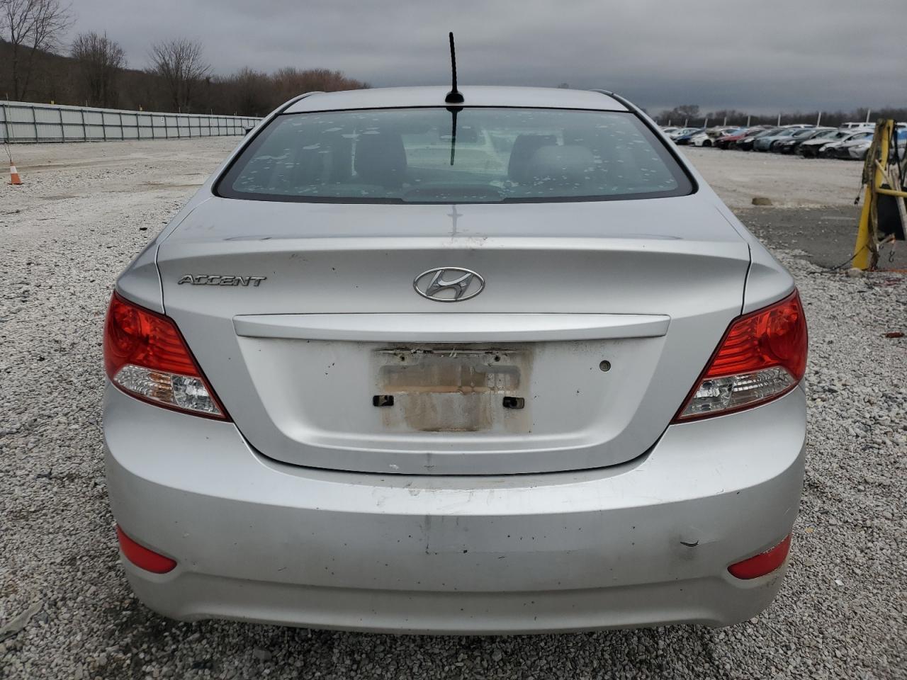 2014 HYUNDAI ACCENT GLS - Image 6