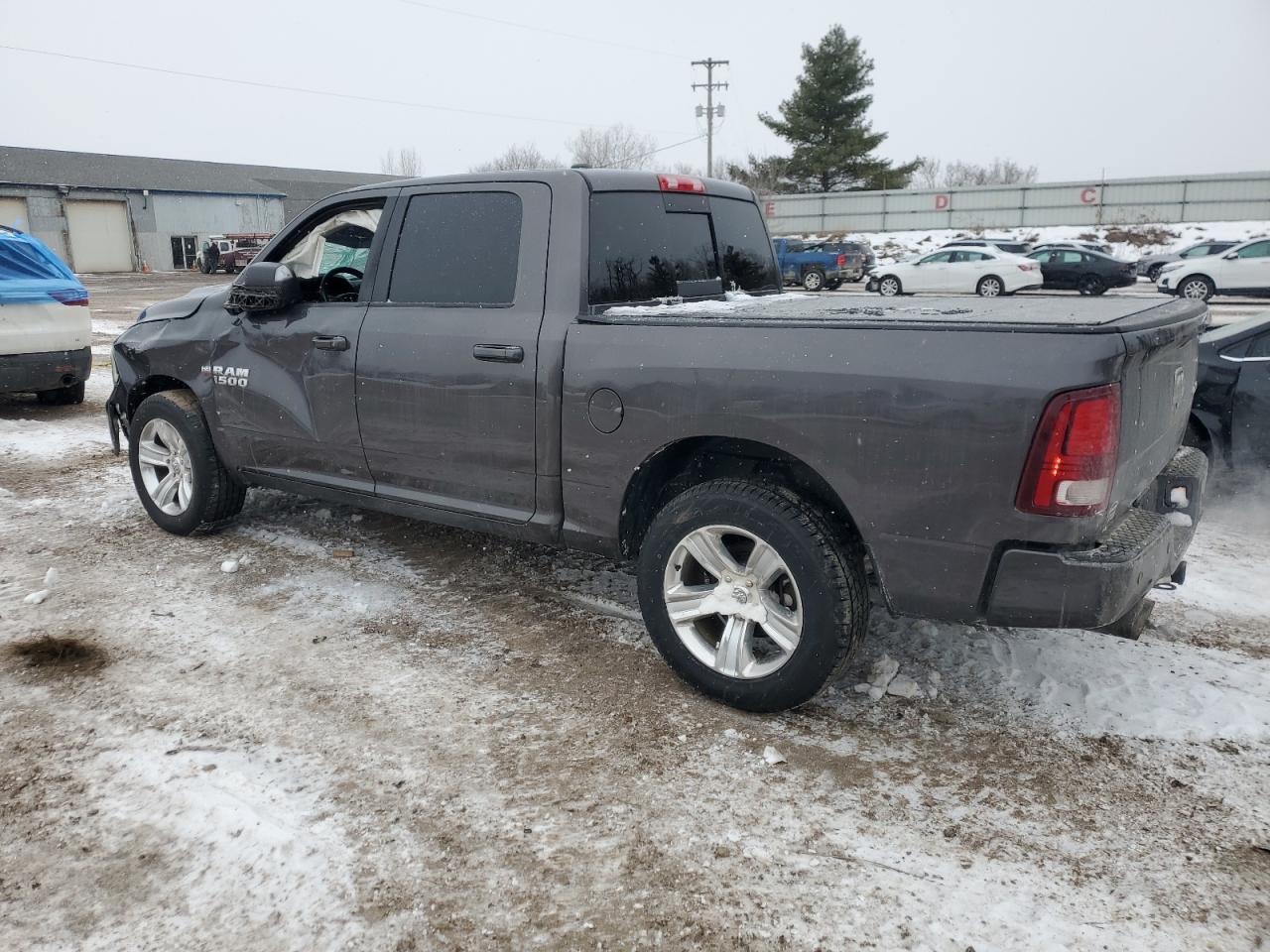 2014 RAM 1500 SPORT - Фото 2