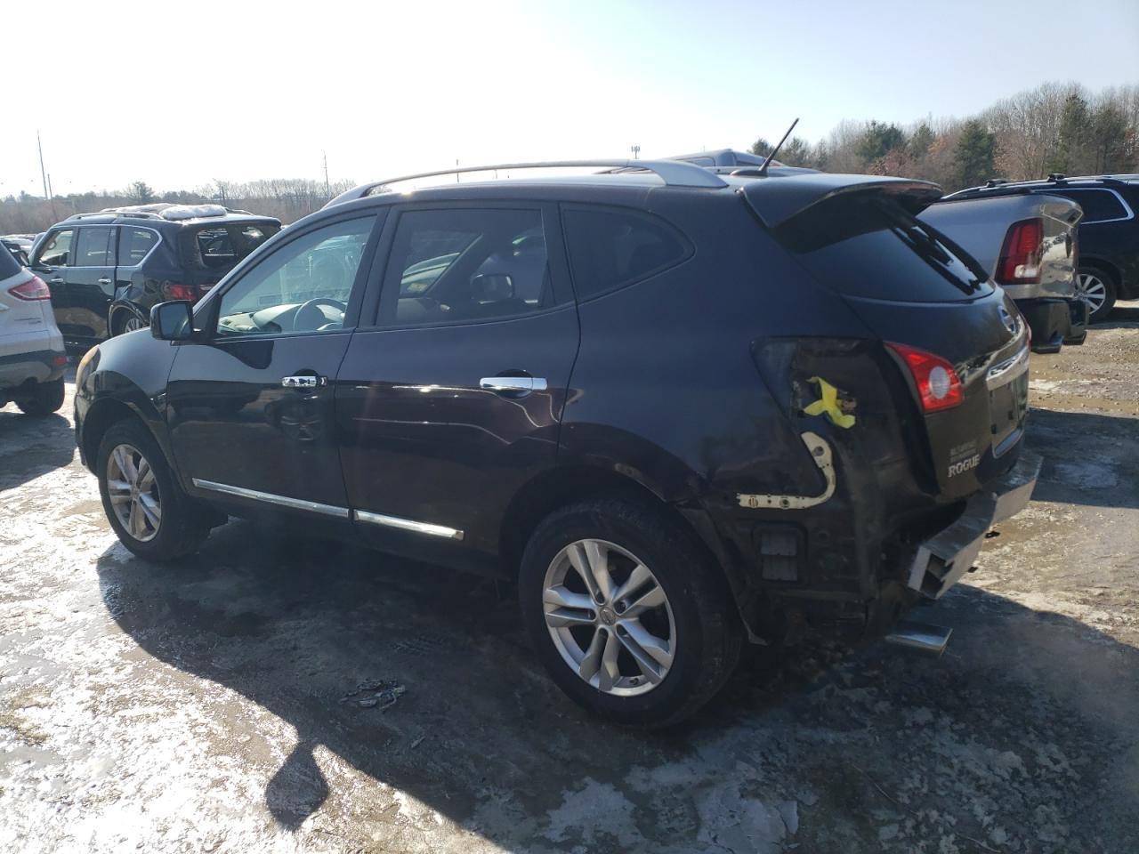 2013 NISSAN ROGUE S - Image 2