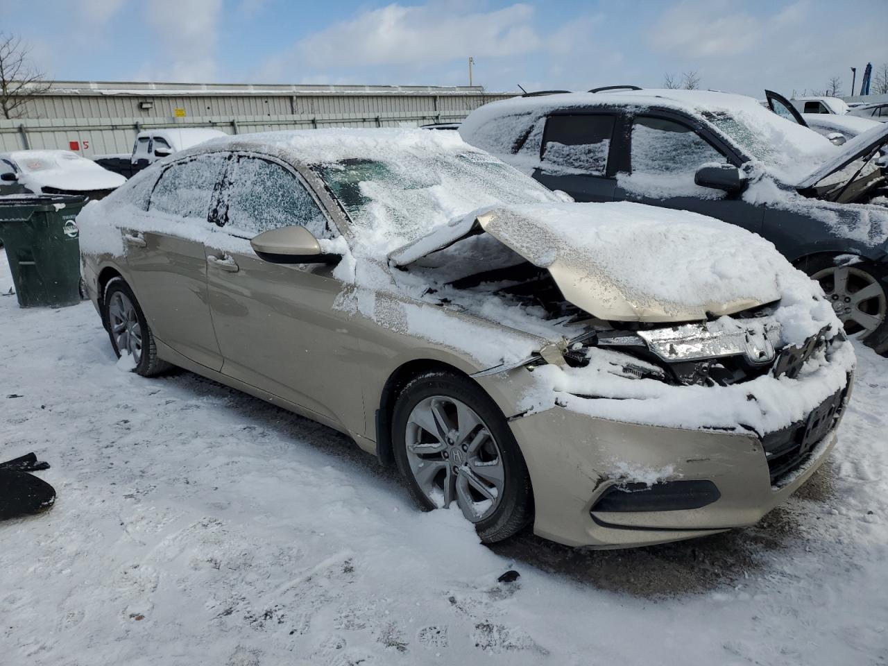 2018 HONDA ACCORD LX - Image 4