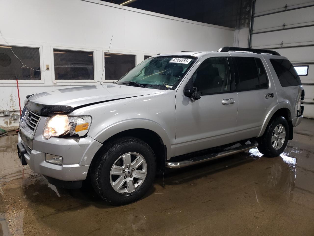 2010 FORD EXPLORER X