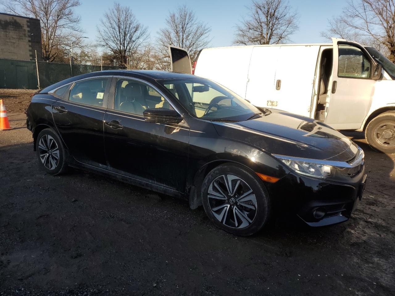 2018 HONDA CIVIC EXL - Фото 4