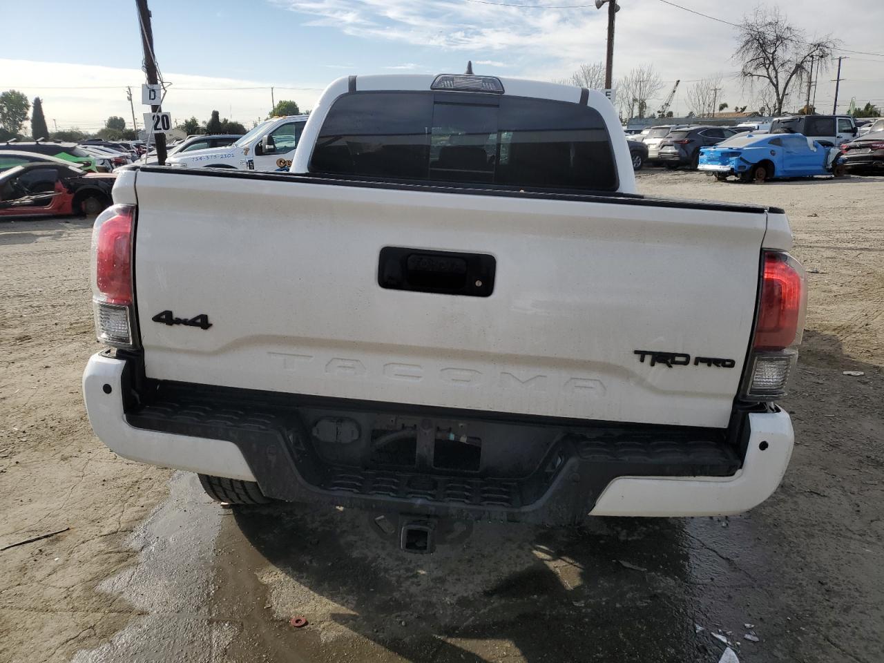 2019 TOYOTA TACOMA DOU - Фото 6