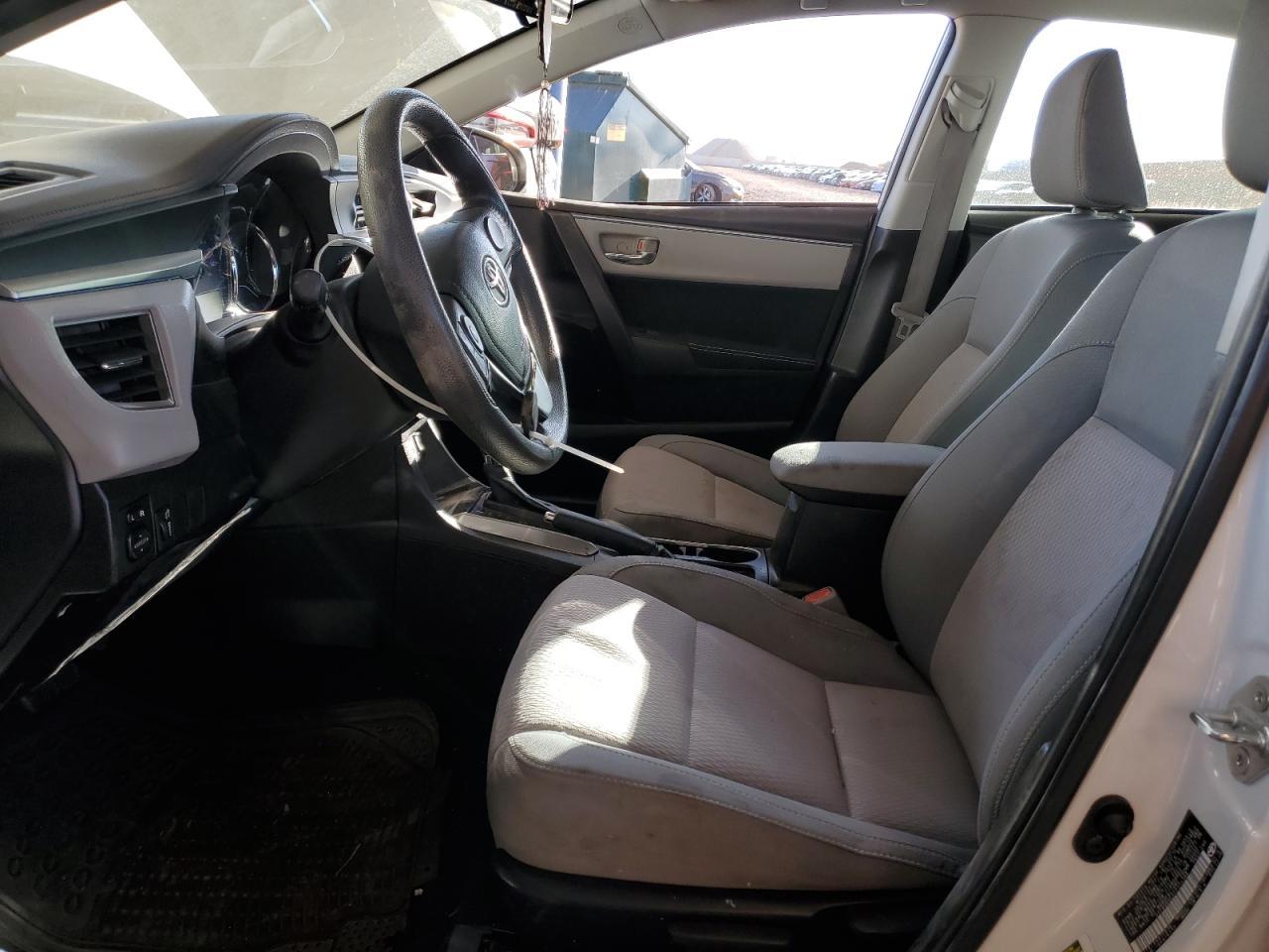 2015 TOYOTA COROLLA L - Фото 7