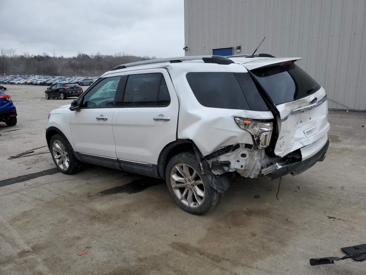 2013 FORD EXPLORER X - Фото 2