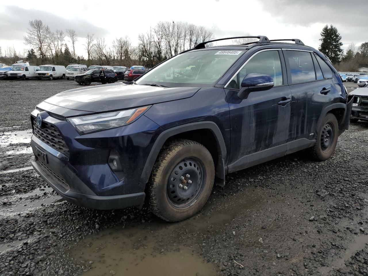 2024 TOYOTA RAV4 XLE P