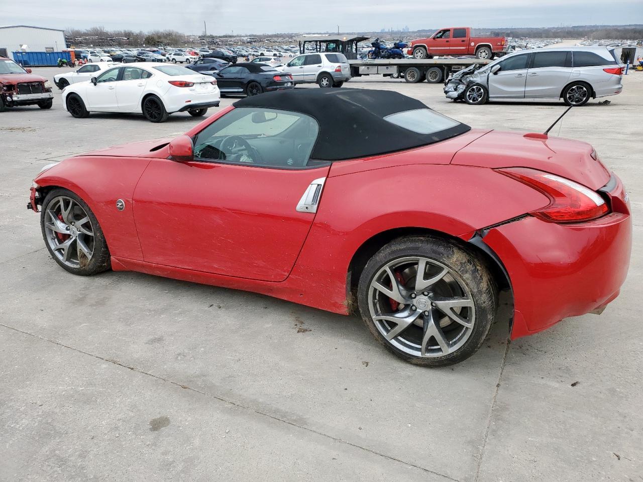 2016 NISSAN 370Z BASE - Image 2