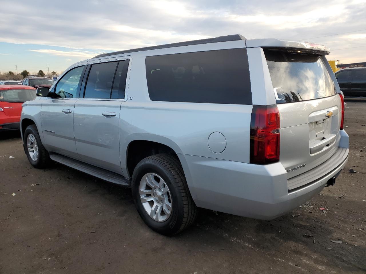 2019 CHEVROLET SUBURBAN K - Фото 2