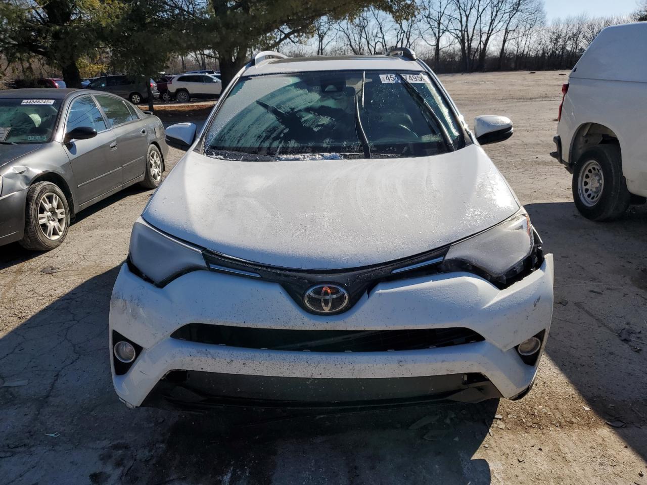 2017 TOYOTA RAV4 XLE - Image 5