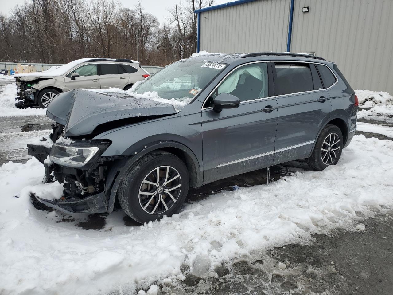 2021 VOLKSWAGEN TIGUAN SE