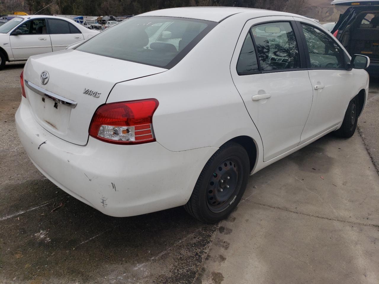 2012 TOYOTA YARIS - Фото 3