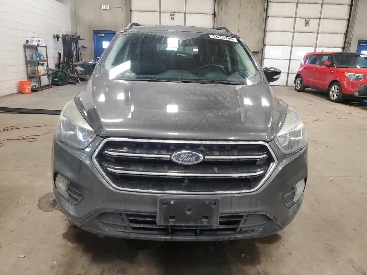 2017 FORD ESCAPE TIT - Image 5