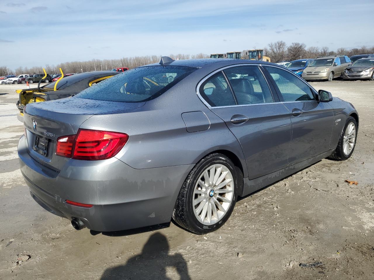 2011 BMW 535 XI - Image 3