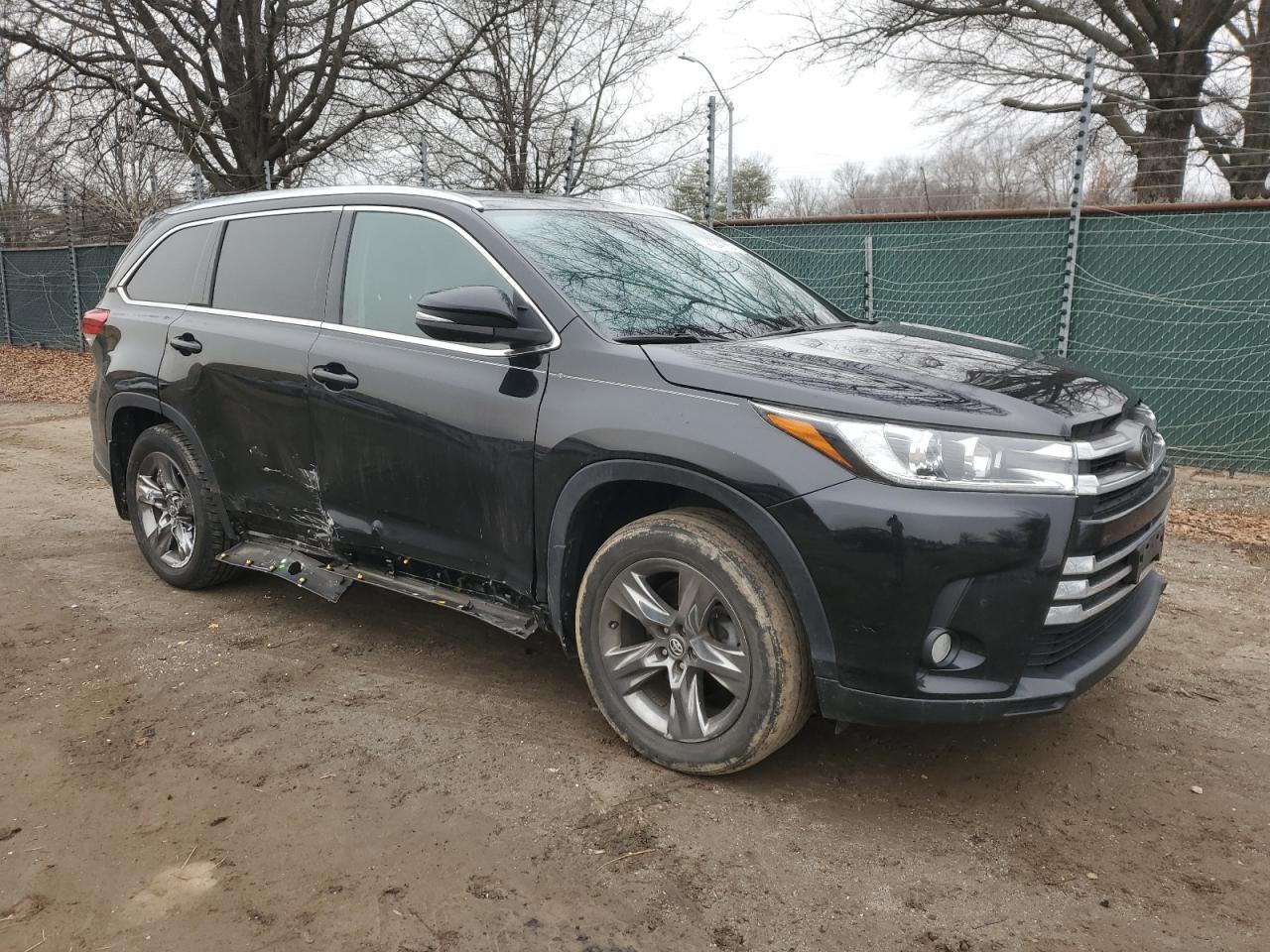 2018 TOYOTA HIGHLANDER - Фото 4