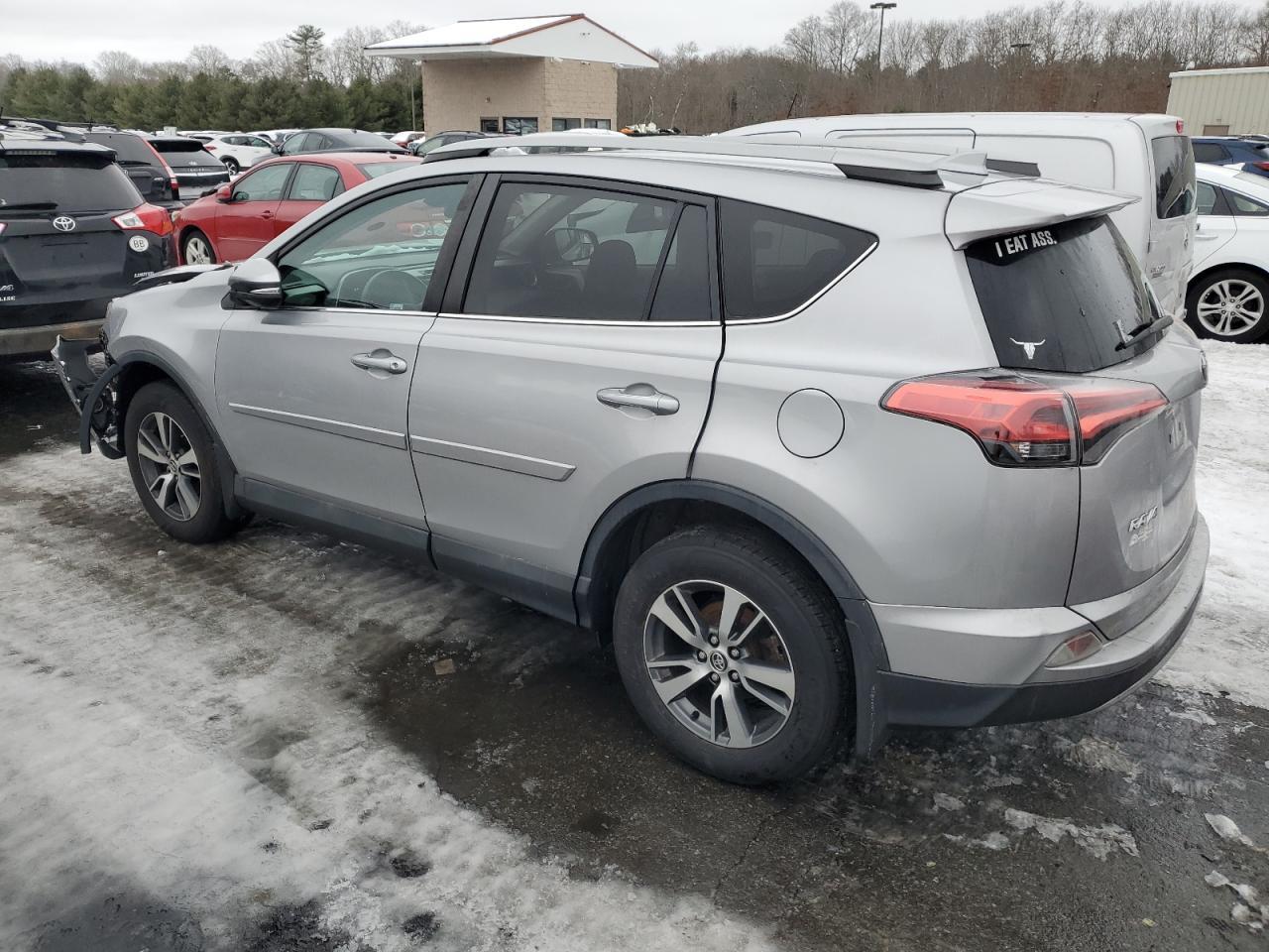 2017 TOYOTA RAV4 XLE - Фото 2