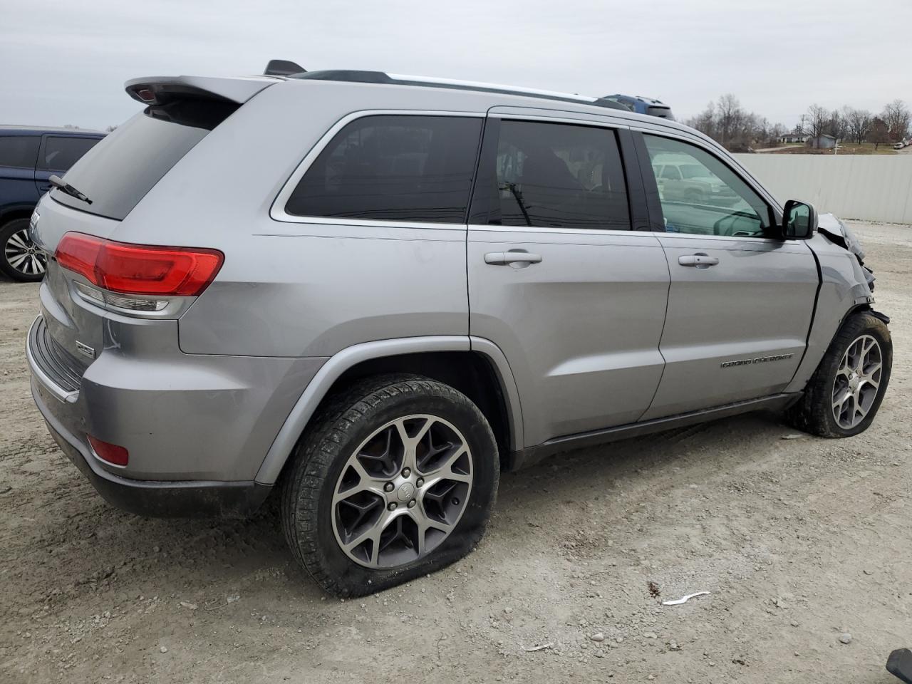 2018 JEEP GRAND CHER - Image 3