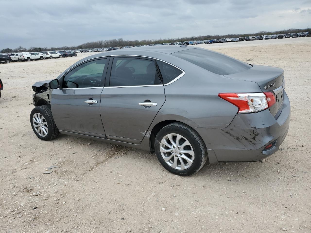 2017 NISSAN SENTRA S - Фото 2