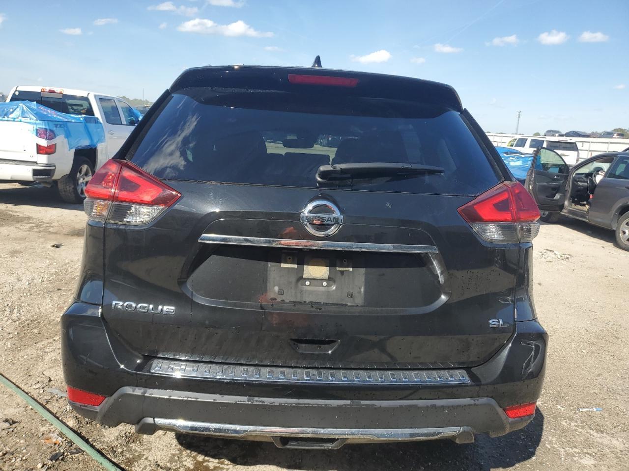 2018 NISSAN ROGUE S - Image 6
