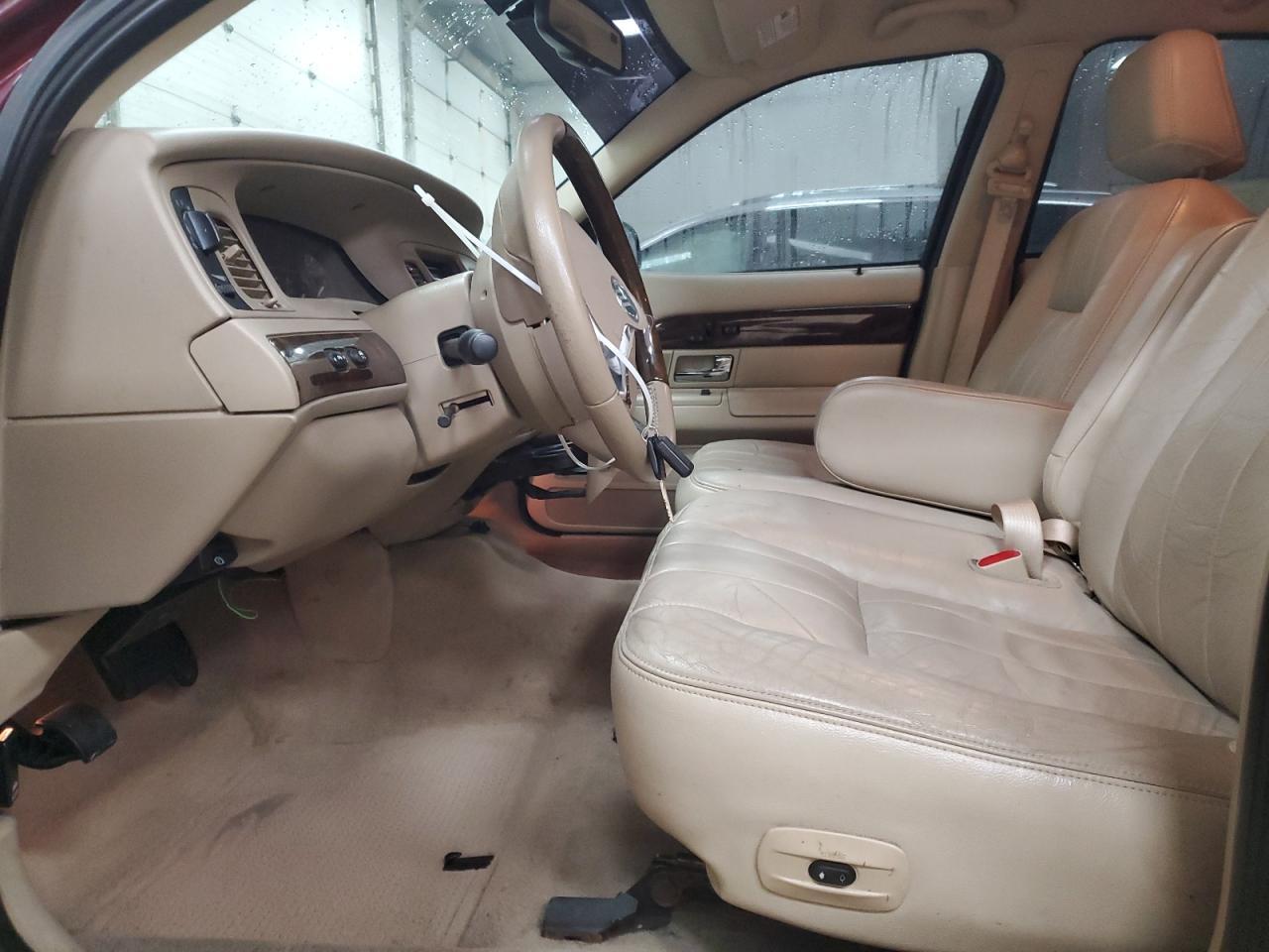 2010 MERCURY GRAND MARQ - Фото 7