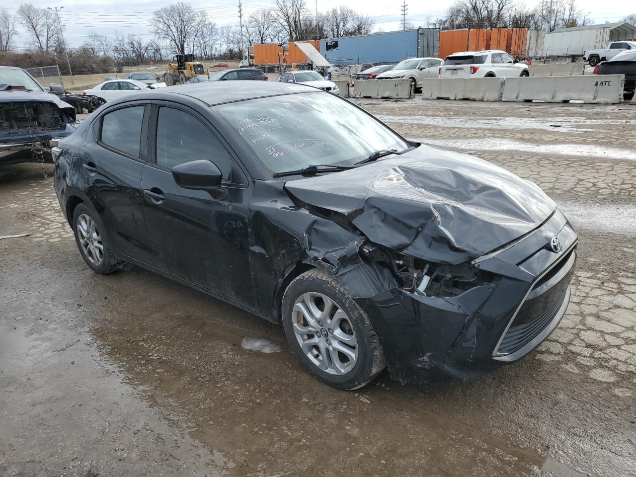 2017 TOYOTA YARIS IA - Image 4