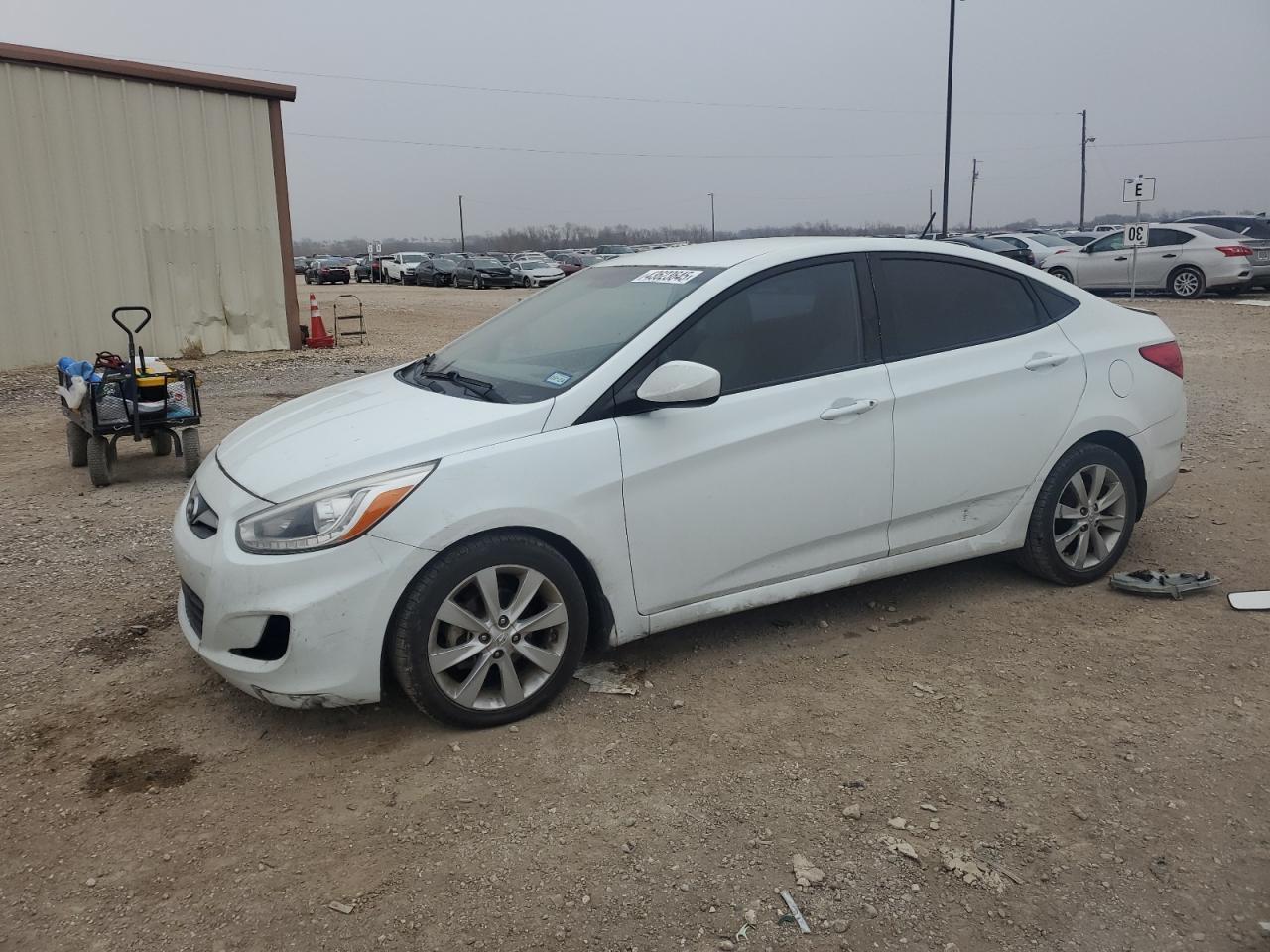 2014 HYUNDAI ACCENT GLS