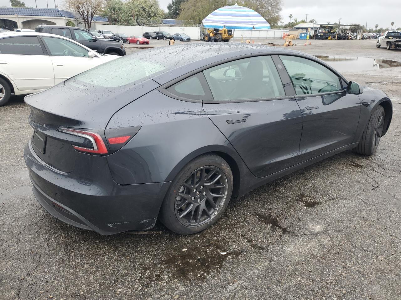 2024 TESLA MODEL 3 - Image 3