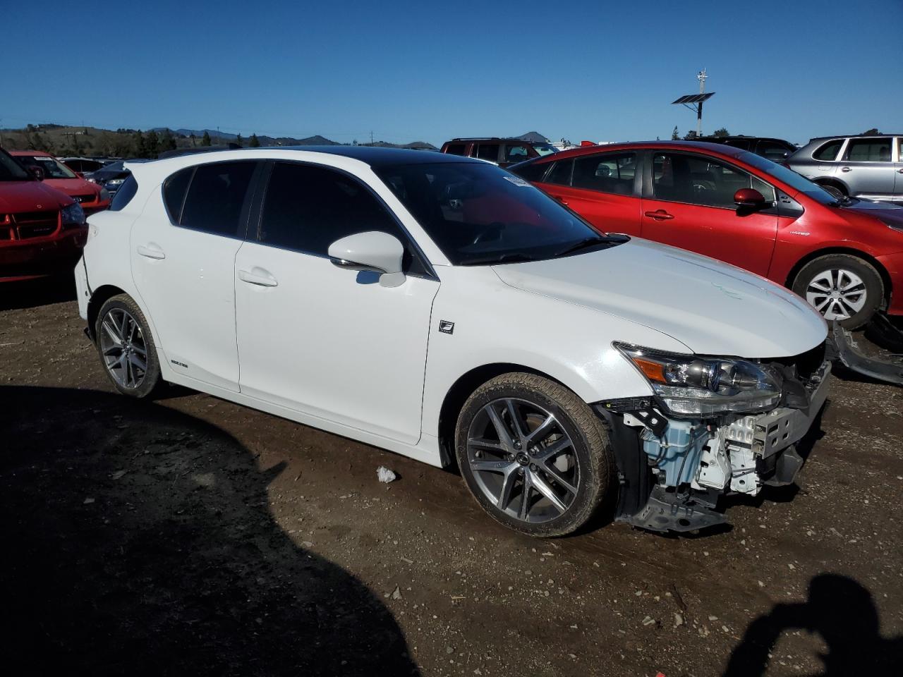 2016 LEXUS CT 200 - Фото 4
