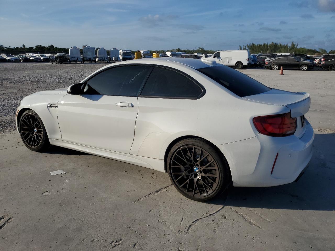 2021 BMW M2 COMPETI - Фото 2