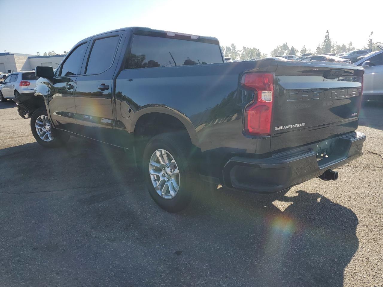 2024 CHEVROLET SILVERADO - Image 2