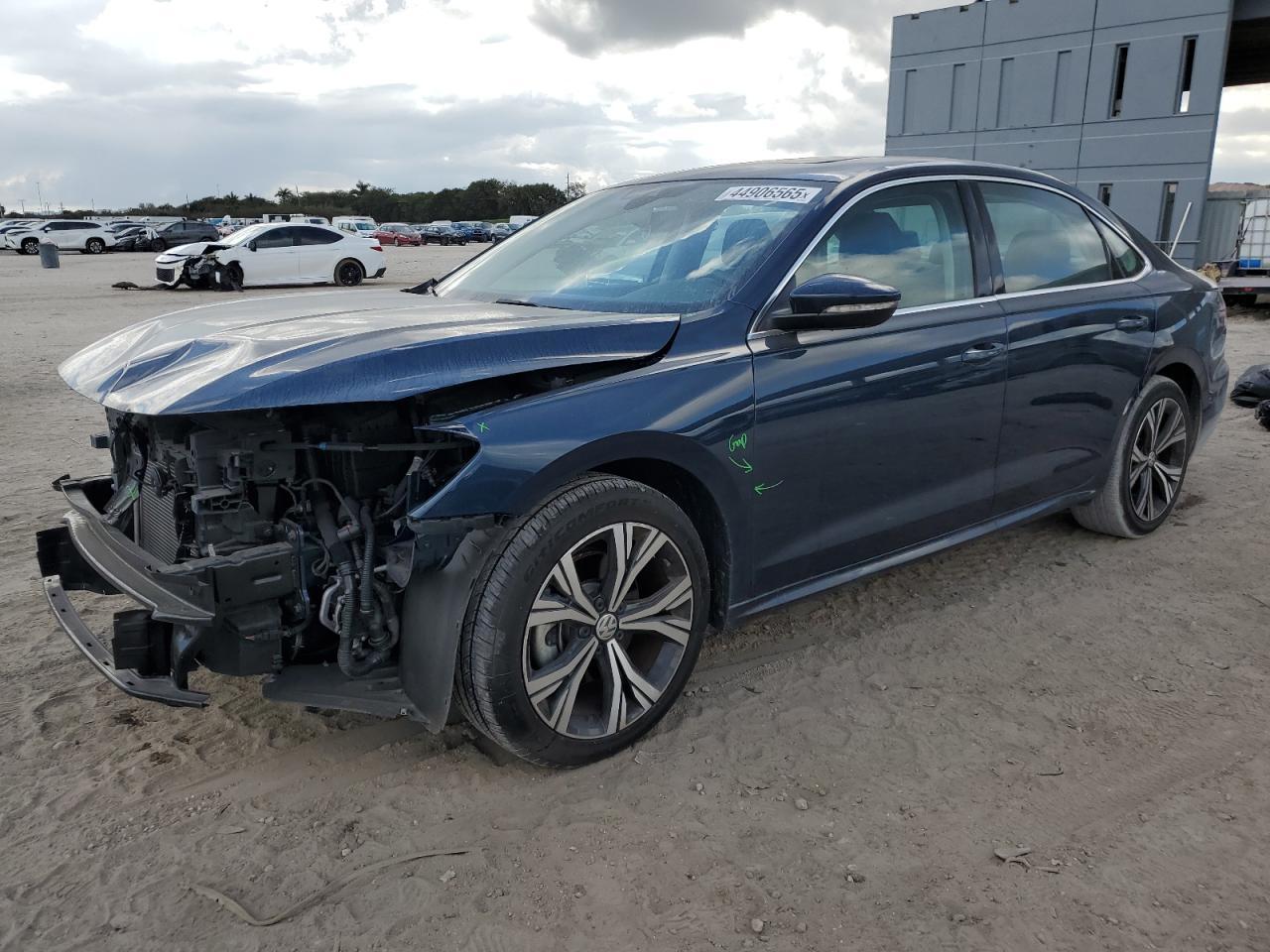 2022 VOLKSWAGEN PASSAT SE