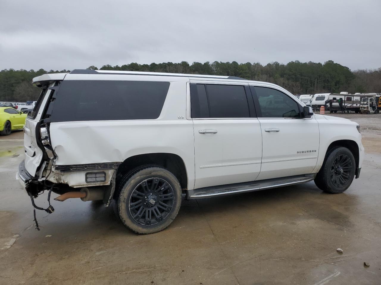2015 CHEVROLET SUBURBAN C - Фото 3