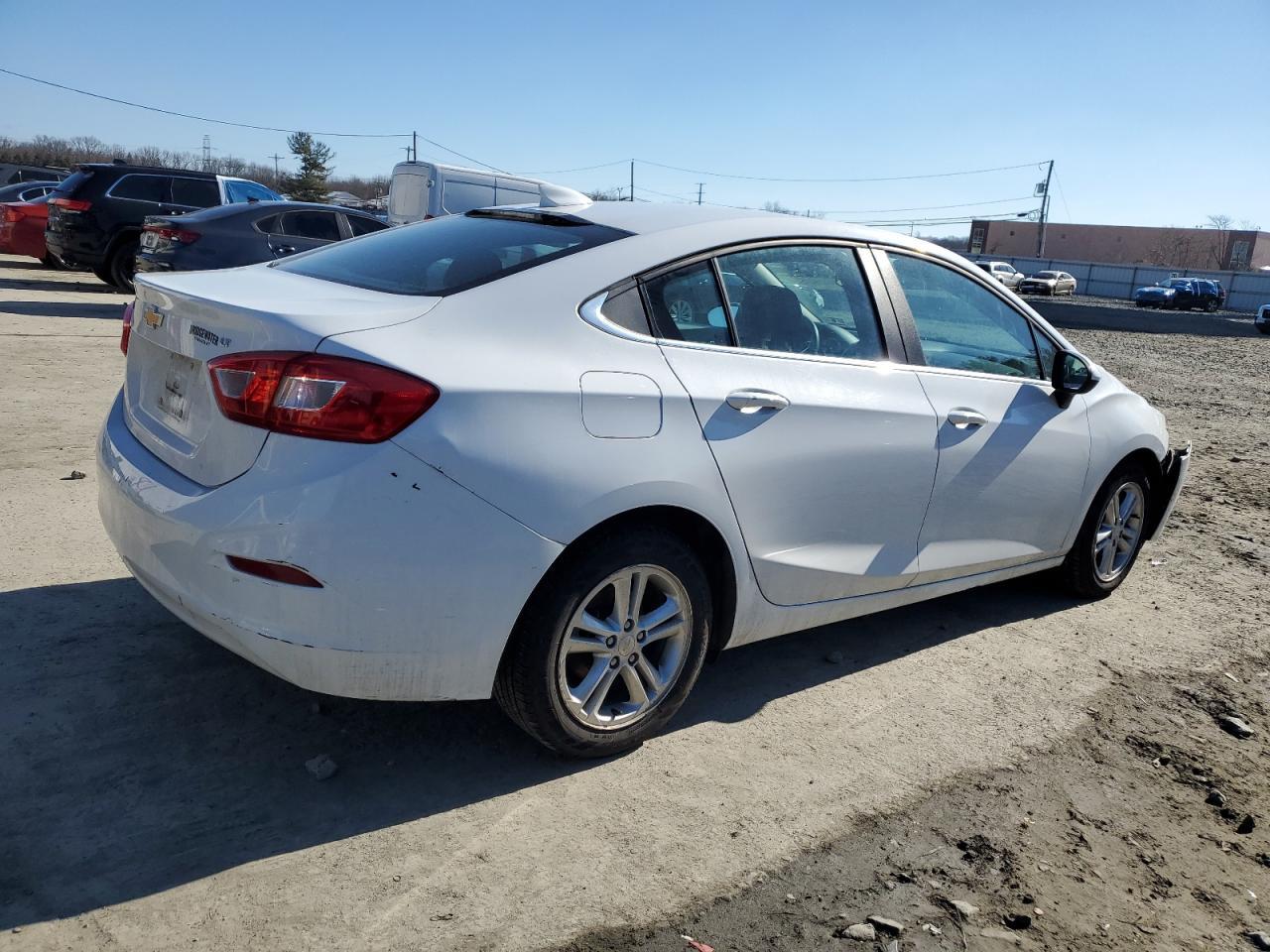 2017 CHEVROLET CRUZE LT - Image 3