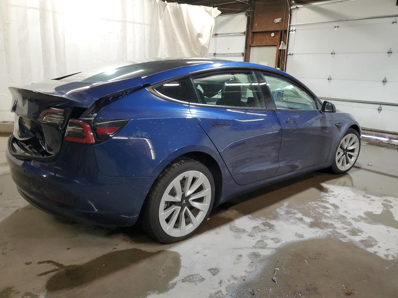 2022 TESLA MODEL 3 - Image 3
