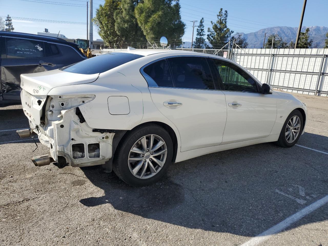 2015 INFINITI Q50 BASE - Image 3