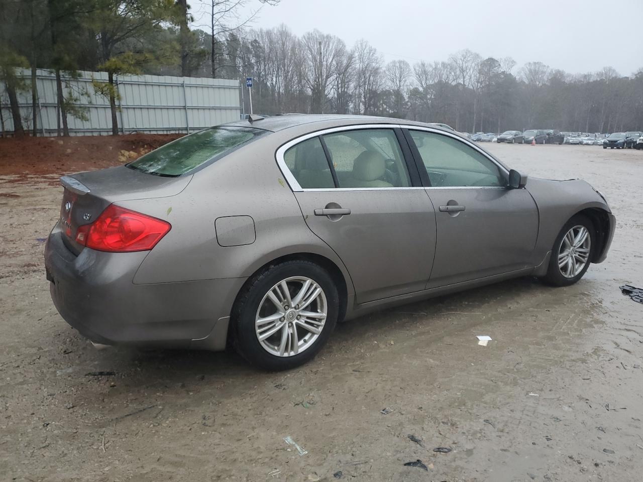 2012 INFINITI G37 BASE - Image 3