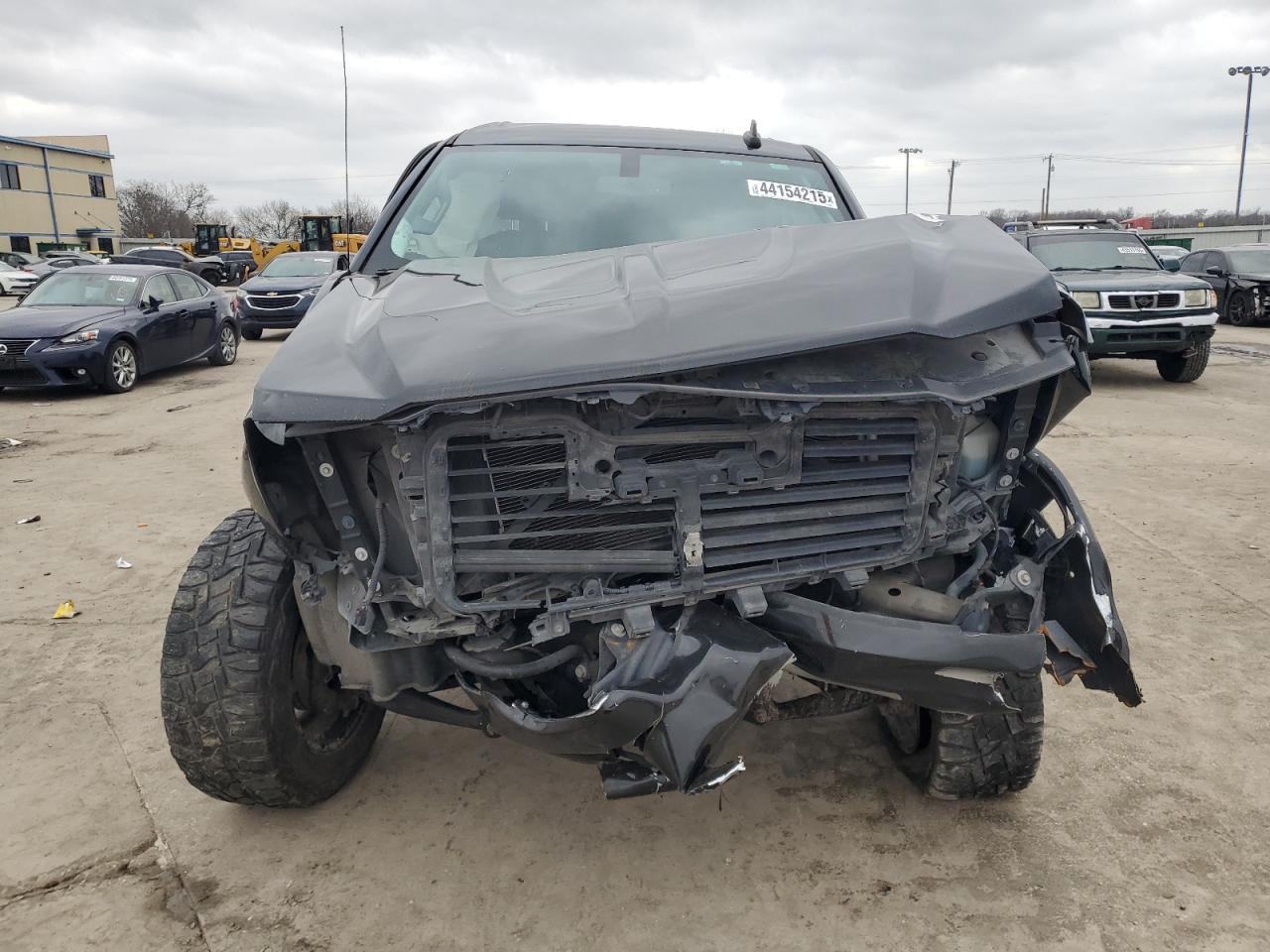 2018 CHEVROLET SILVERADO - Фото 5