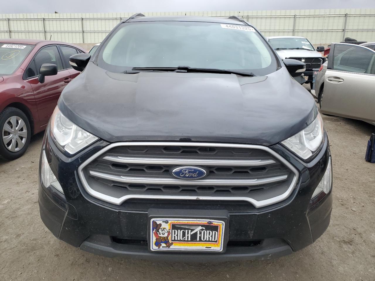 2020 FORD ECOSPORT S - Фото 5