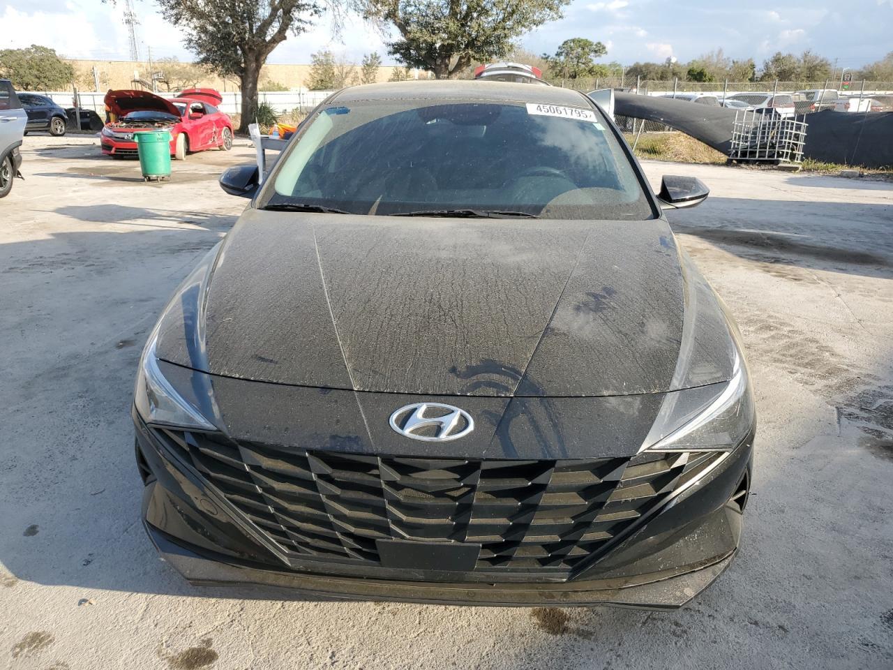2023 HYUNDAI ELANTRA SE - Фото 5