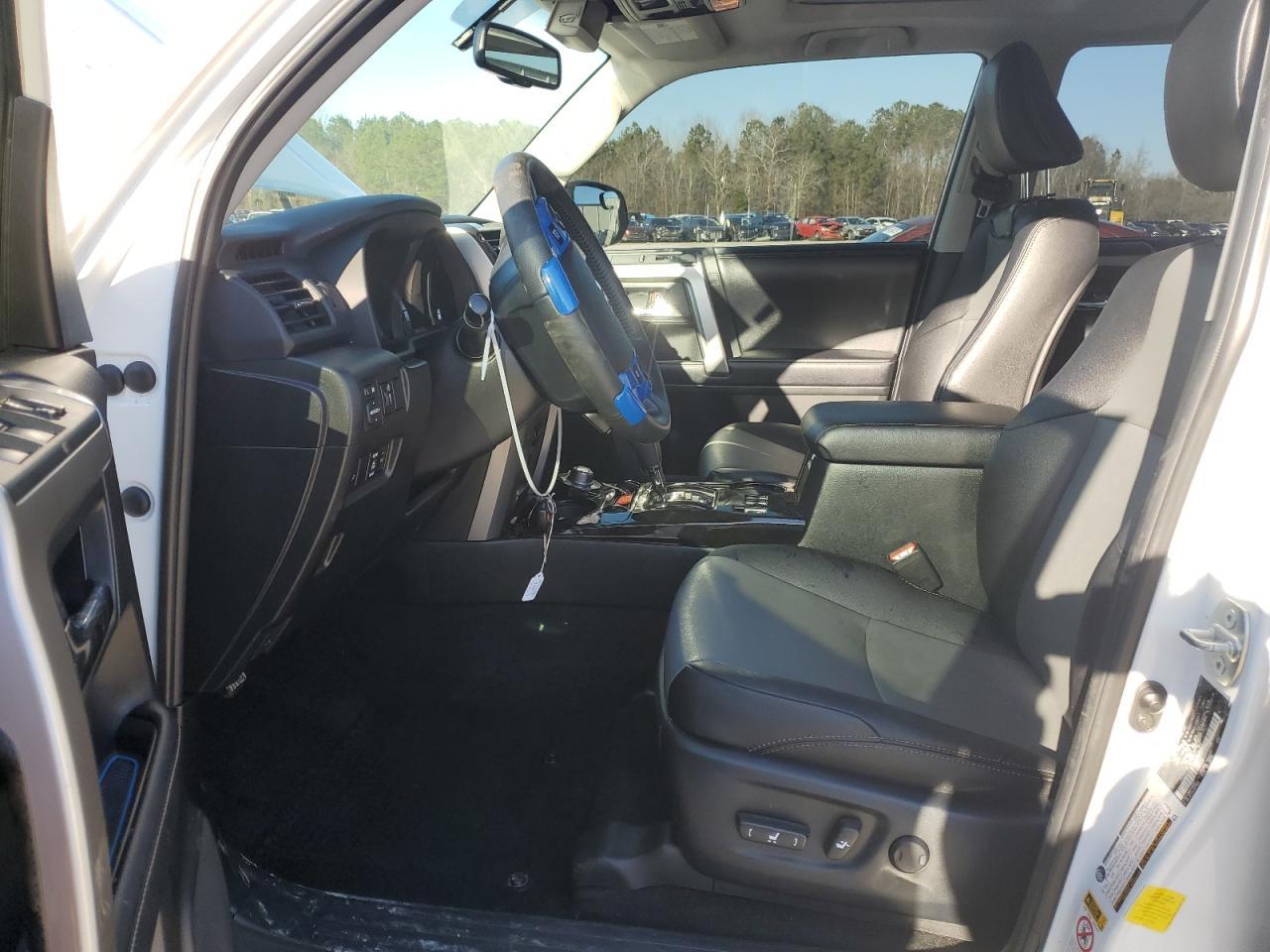 2018 TOYOTA 4RUNNER SR - Image 7