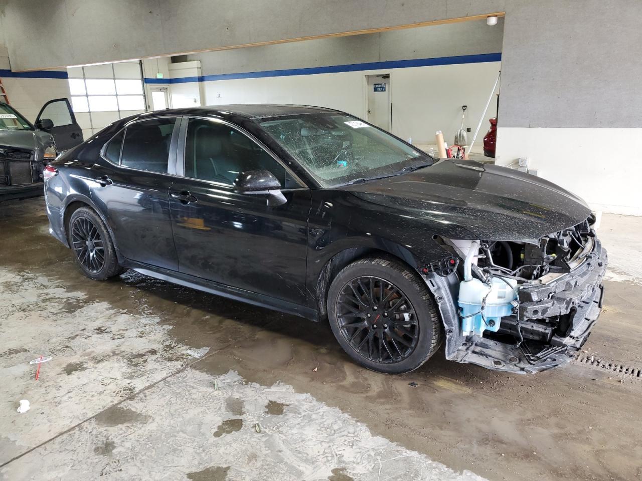 2019 TOYOTA CAMRY L - Фото 4