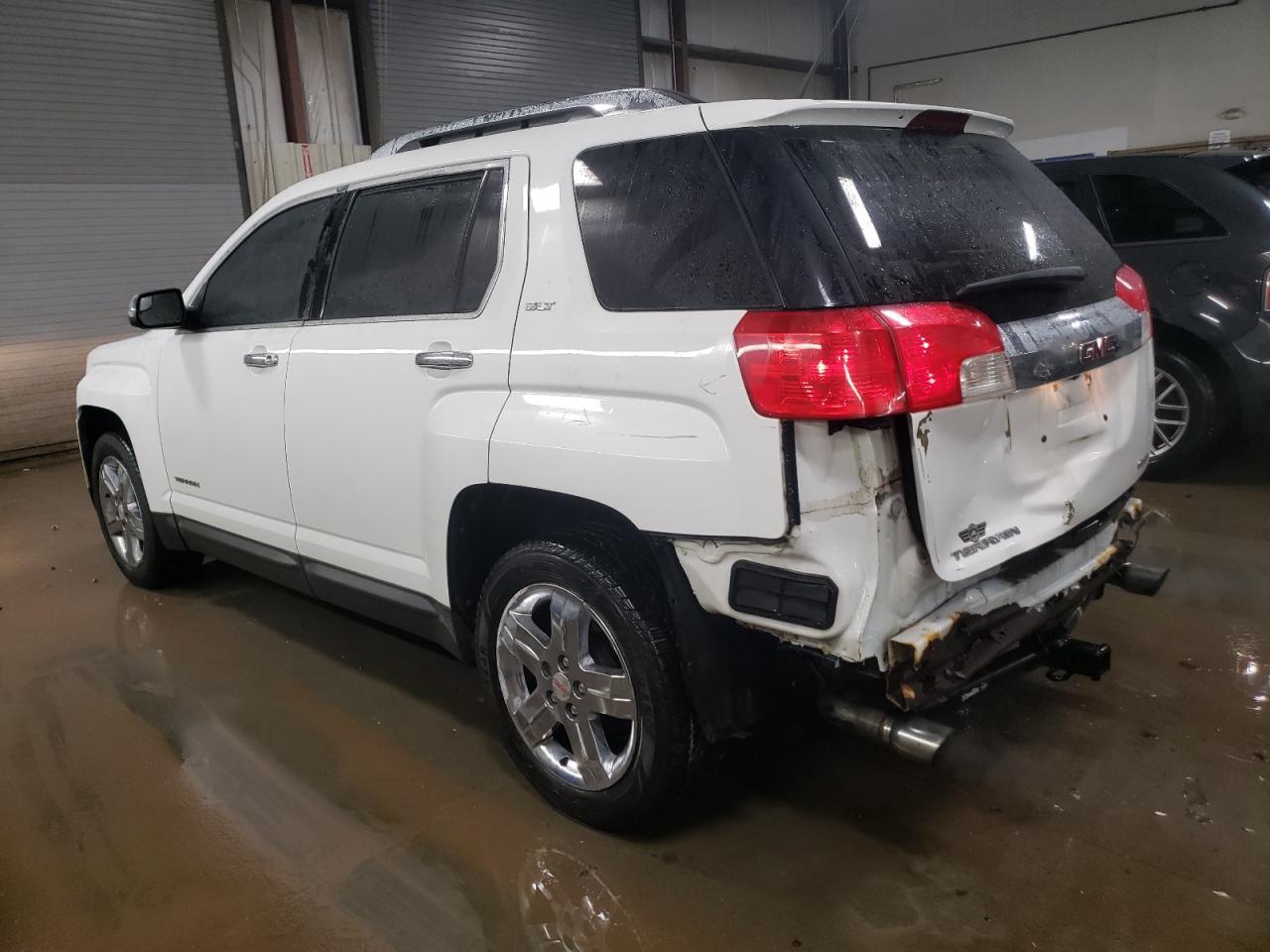 2012 GMC TERRAIN SL - Image 2