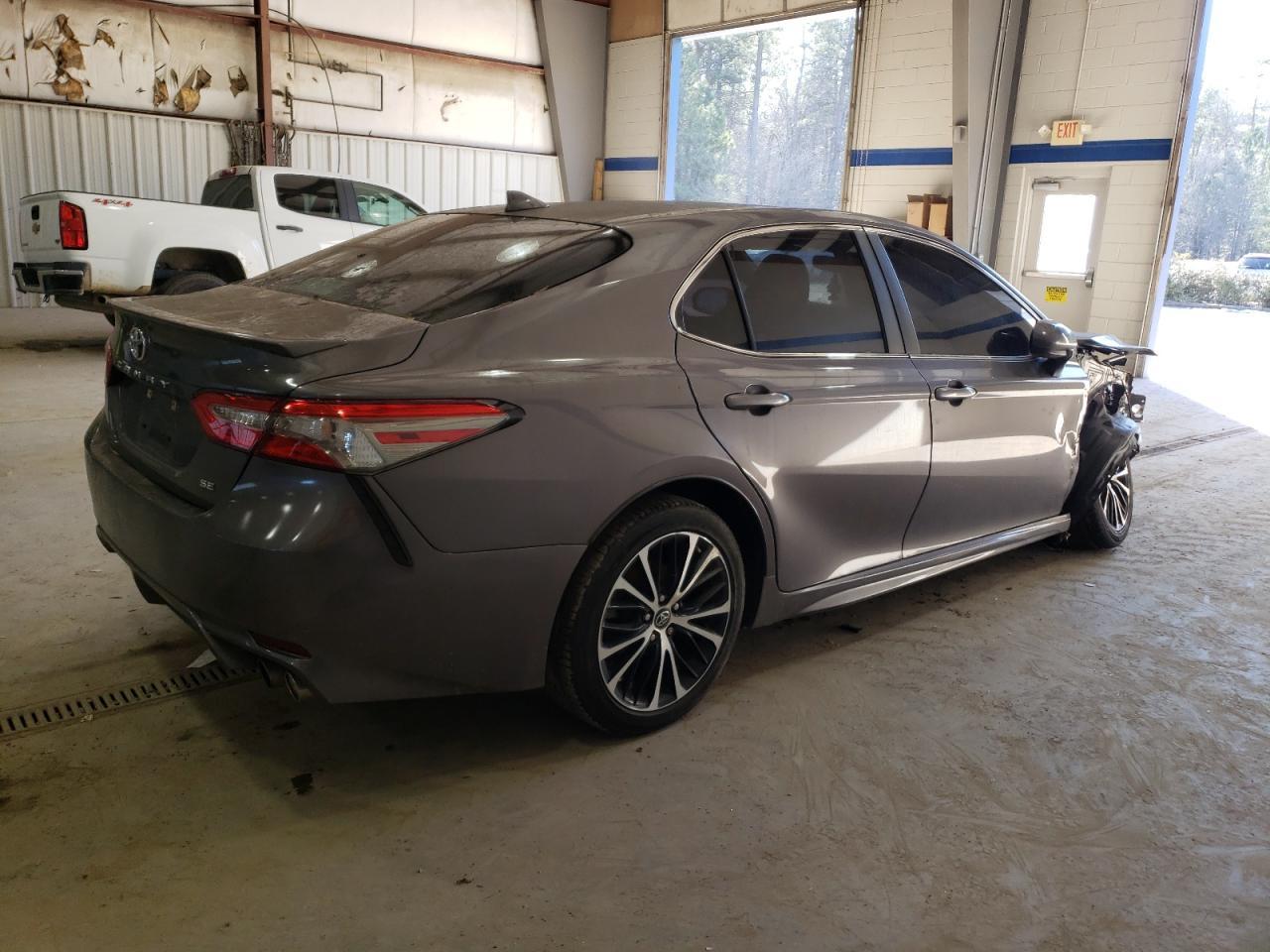 2019 TOYOTA CAMRY L - Image 3