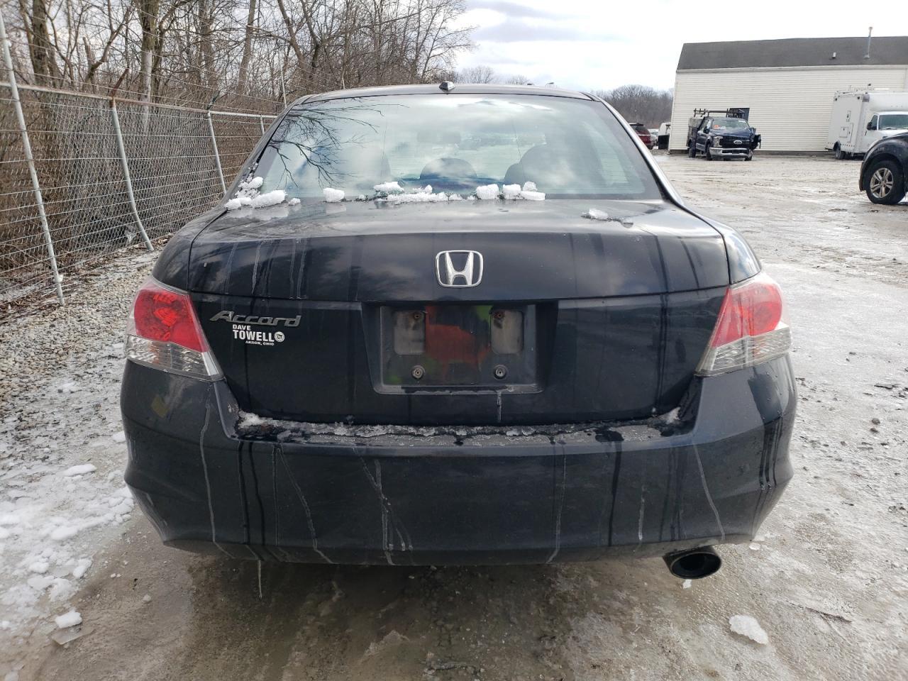 2010 HONDA ACCORD EXL - Image 6