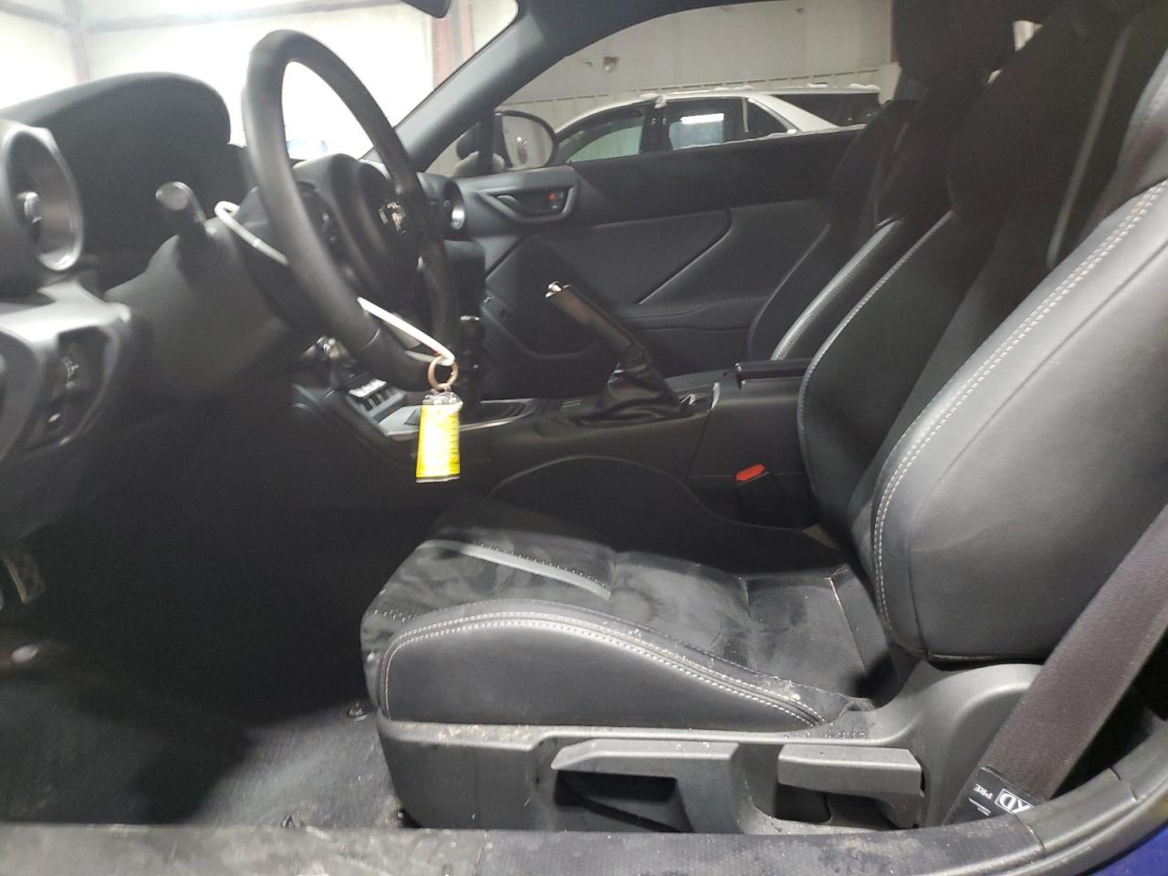 2023 TOYOTA GR 86 PREM - Image 7