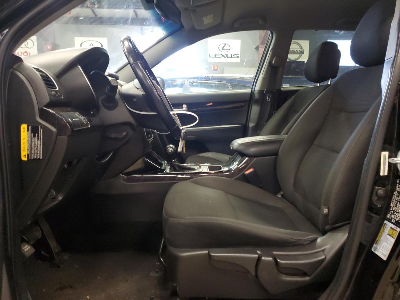 2015 KIA SORENTO LX - Фото 7