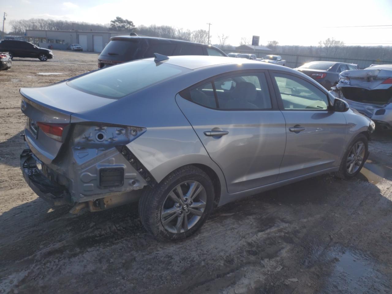 2017 HYUNDAI ELANTRA SE - Image 3